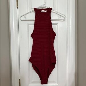 Women’s Sleeveless Bodysuit Medium Red Black Stripe High Neck Stretch Snap Shut